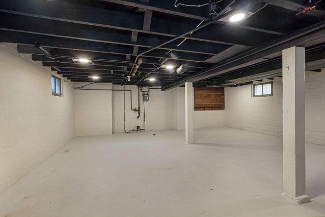 3130 N 44th STREET, Milwaukee, WI 53216