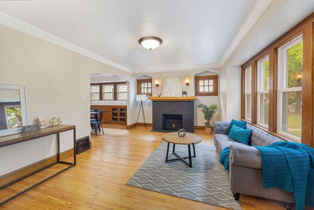 3130 N 44th STREET, Milwaukee, WI 53216