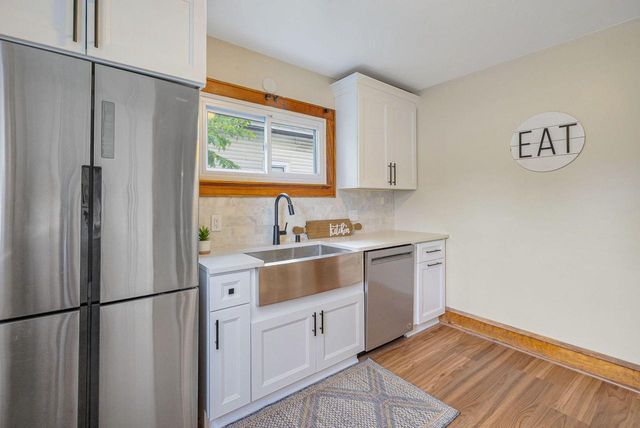 3130 N 44th STREET, Milwaukee, WI 53216
