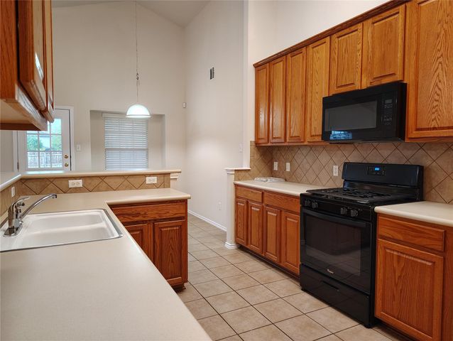 3109 Lynnbrook DR, Austin, TX 78748