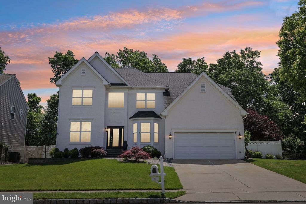 15 NORMANDY ROAD, Marlton, NJ 08053