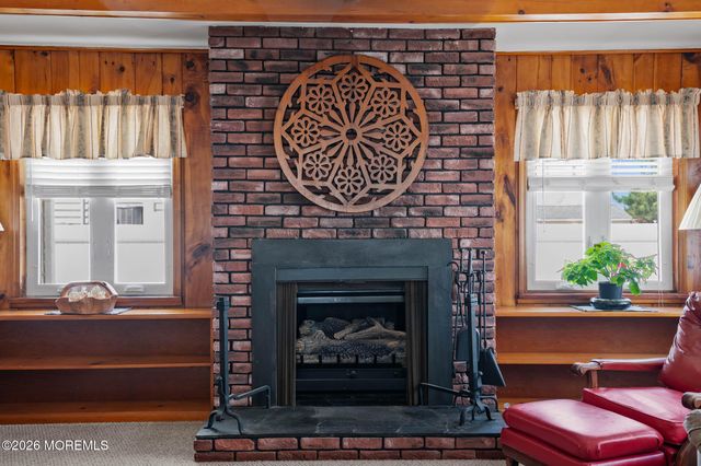 16 22nd Avenue, Seaside Park, NJ 08752
