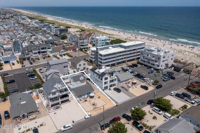 16 22nd Avenue, Seaside Park, NJ 08752