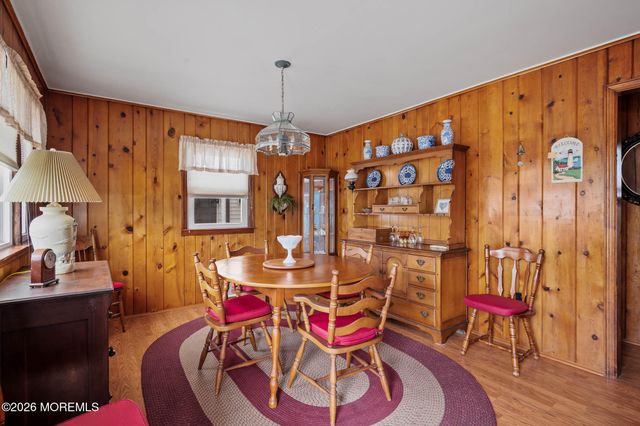 16 22nd Avenue, Seaside Park, NJ 08752