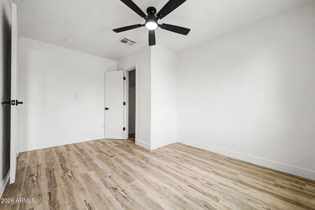 7407 W MONTE VISTA Road, Phoenix, AZ 85035