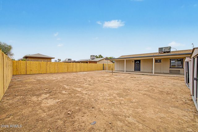 7407 W MONTE VISTA Road, Phoenix, AZ 85035