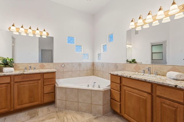 4609 Albany Court NW, Albuquerque, NM 87114