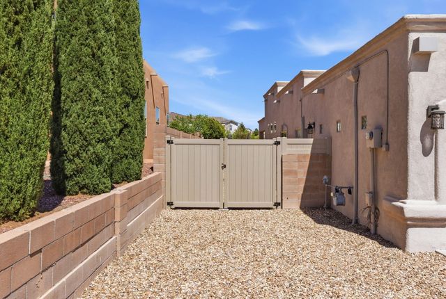 4609 Albany Court NW, Albuquerque, NM 87114