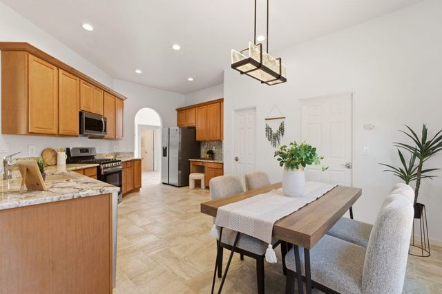 4609 Albany Court NW, Albuquerque, NM 87114