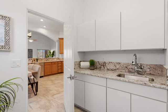 4609 Albany Court NW, Albuquerque, NM 87114