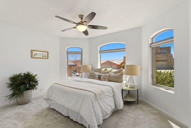 4609 Albany Court NW, Albuquerque, NM 87114