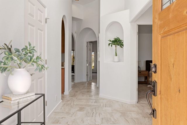 4609 Albany Court NW, Albuquerque, NM 87114