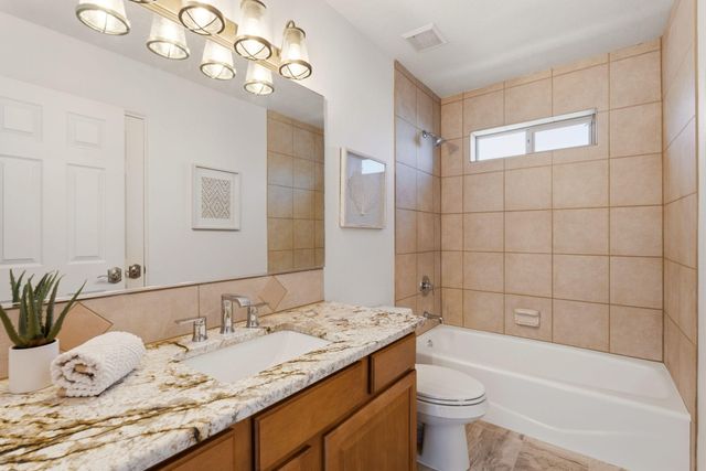 4609 Albany Court NW, Albuquerque, NM 87114