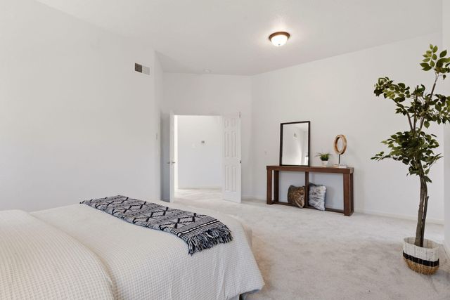 4609 Albany Court NW, Albuquerque, NM 87114