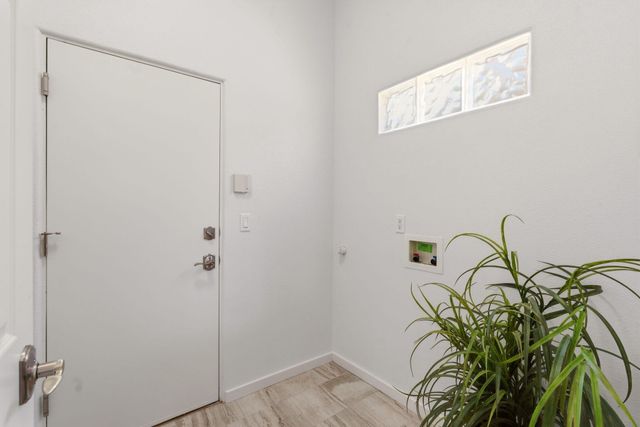 4609 Albany Court NW, Albuquerque, NM 87114