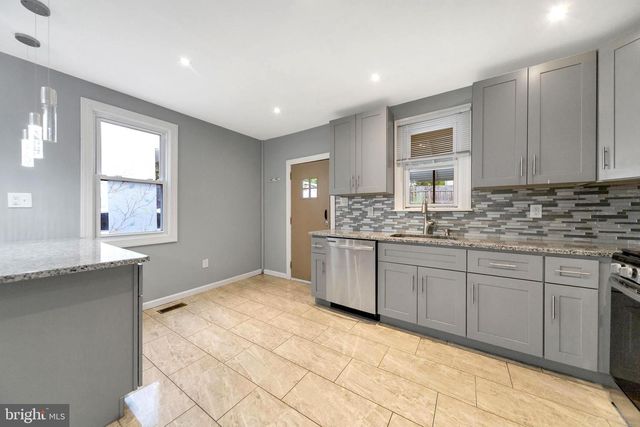 359 LAKEVIEW AVE, Drexel Hill, PA 19026