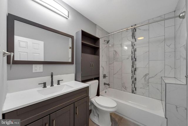 359 LAKEVIEW AVE, Drexel Hill, PA 19026