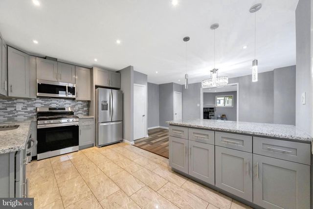 359 LAKEVIEW AVE, Drexel Hill, PA 19026