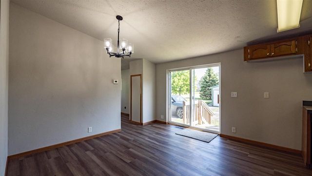 500 PHEASANT DRIVE, New London, WI 54961