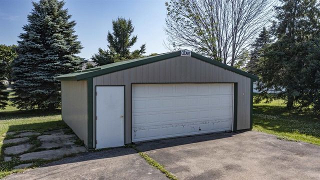 500 PHEASANT DRIVE, New London, WI 54961