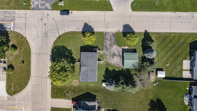 500 PHEASANT DRIVE, New London, WI 54961