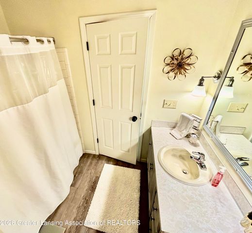 4634 Thornton Highway, Charlotte, MI 48813