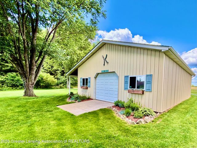 4634 Thornton Highway, Charlotte, MI 48813