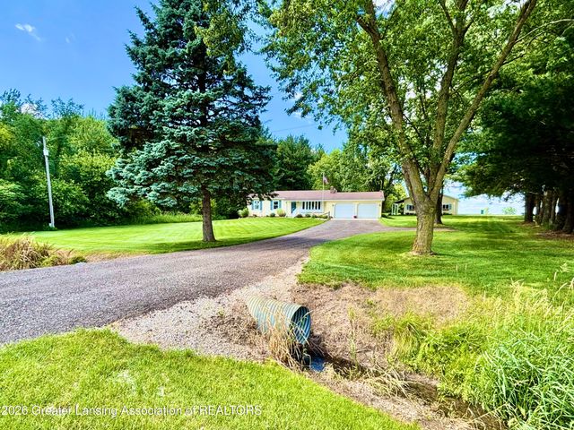 4634 Thornton Highway, Charlotte, MI 48813