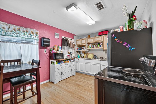 4425 Cline Street, Houston, TX 77020