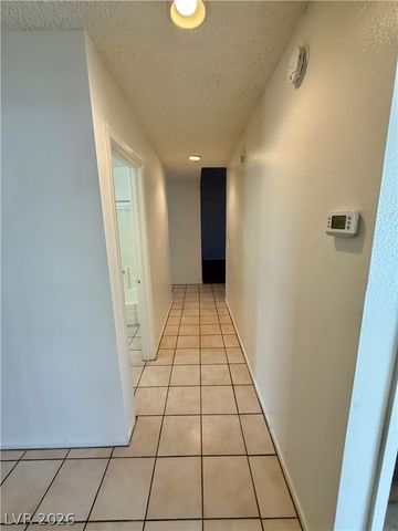 6361 Hummingbird Lane, Las Vegas, NV 89103