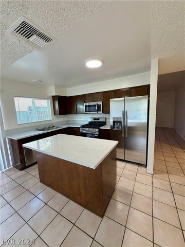 6361 Hummingbird Lane, Las Vegas, NV 89103