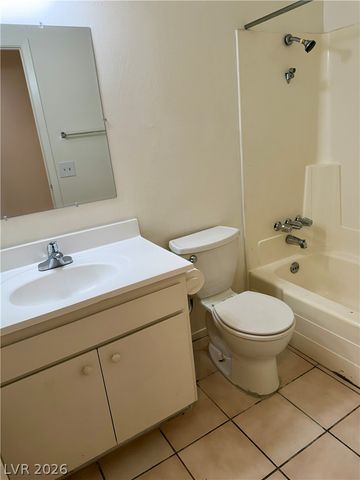 6361 Hummingbird Lane, Las Vegas, NV 89103