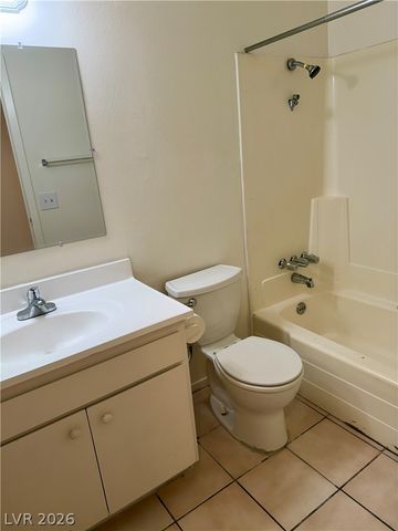 6361 Hummingbird Lane, Las Vegas, NV 89103