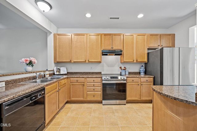 6623 Clarksburg Place, Raleigh, NC 27616