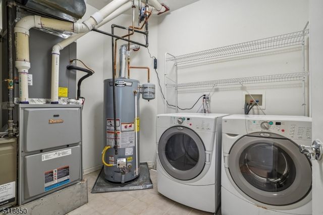 204 Edmonton Ct, Livingston Twp., NJ 07039