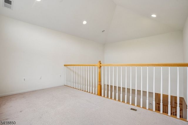 204 Edmonton Ct, Livingston Twp., NJ 07039