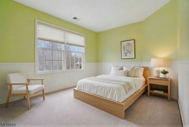 204 Edmonton Ct, Livingston Twp., NJ 07039