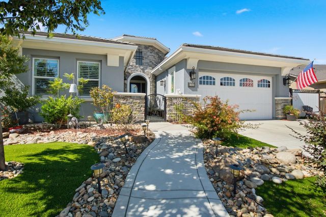 1322 Mossback Dr, Manteca, CA 95337