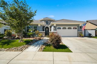 1322 Mossback Dr, Manteca, CA 95337