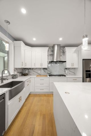 669 Boylston St, Newton, MA 02459