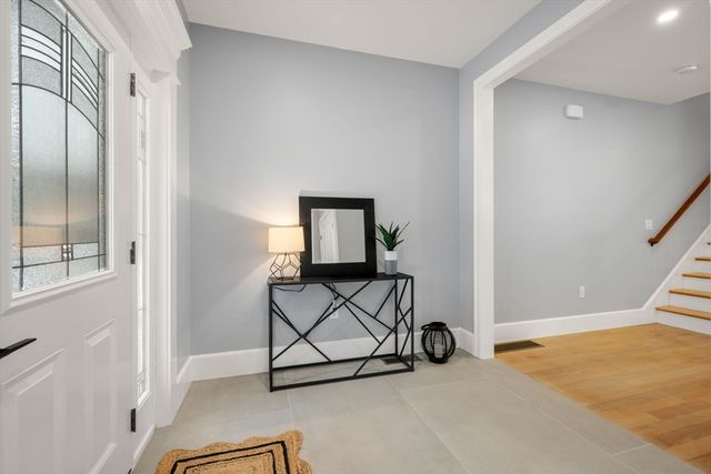 669 Boylston St, Newton, MA 02459