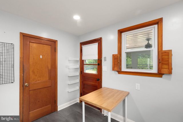 8907 CARLISLE AVE, Baltimore, MD 21236