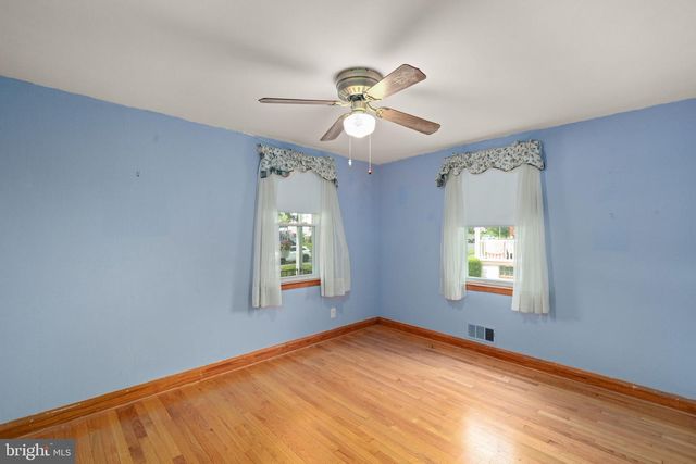 8907 CARLISLE AVE, Baltimore, MD 21236