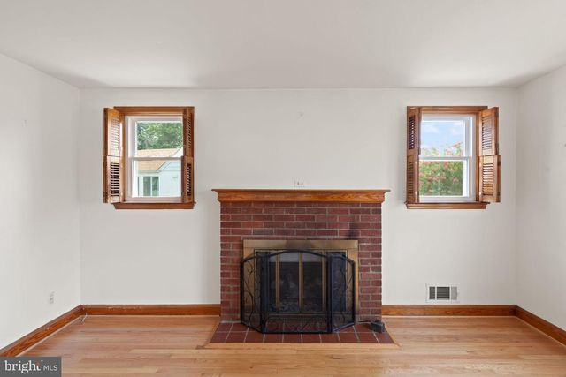 8907 CARLISLE AVE, Baltimore, MD 21236