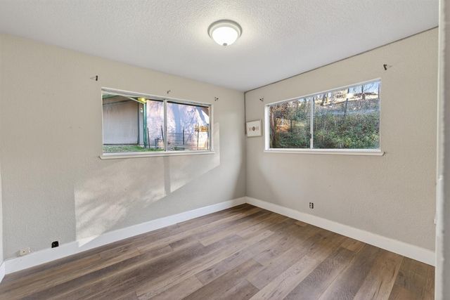 805 Country Rd, Meadow Vista, CA 95722