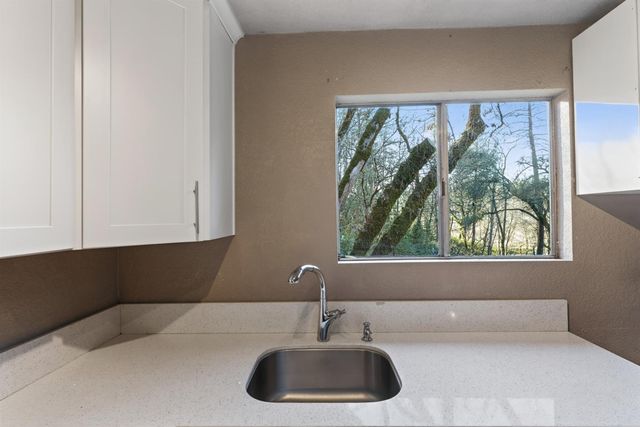 805 Country Rd, Meadow Vista, CA 95722