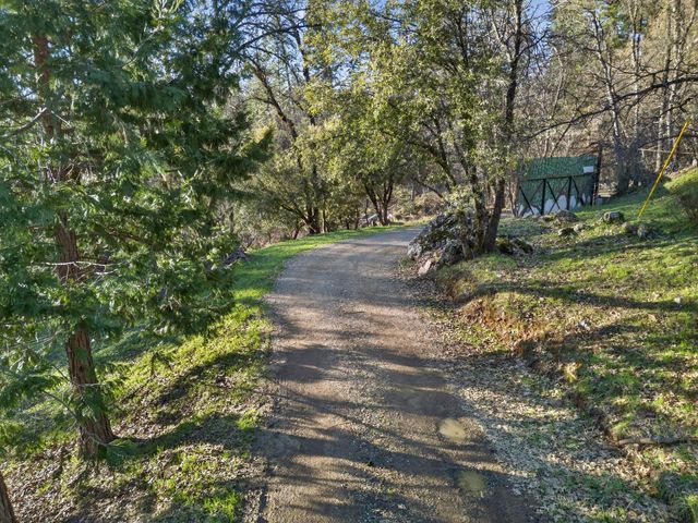 805 Country Rd, Meadow Vista, CA 95722