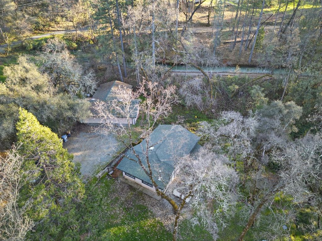 805 Country Rd, Meadow Vista, CA 95722