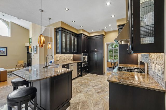 4710 RIDGECLIFF DRIVE, Brandon, FL 33511