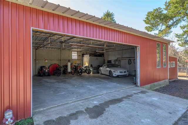 9401 Fm 678, Gainesville, TX 76240